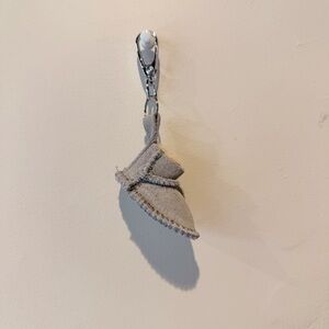 Bearpaw Light Gray Short Boot Keychain